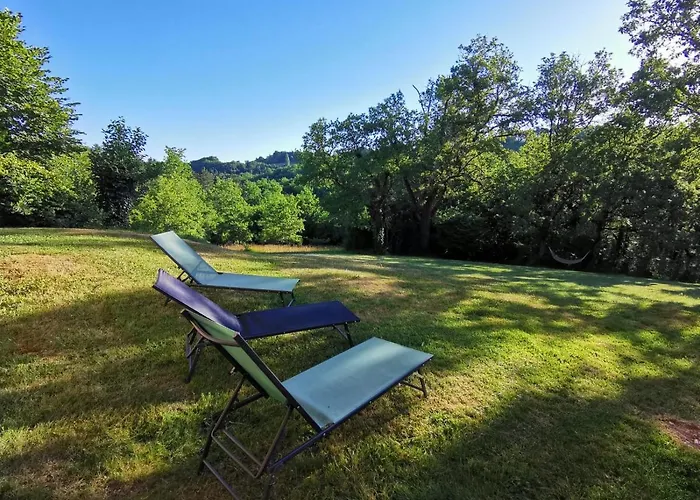 Prázdninový dům Maison Typique Perigourdine Avec Piscine Paulin